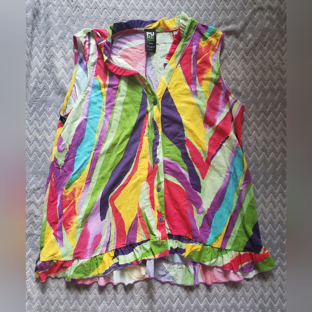 Rainbow button up